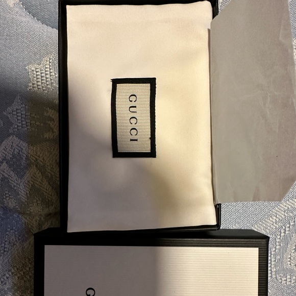 GUCCI Super Mini Marmont Bag & Matching Cardholder - Picture 4 of 5